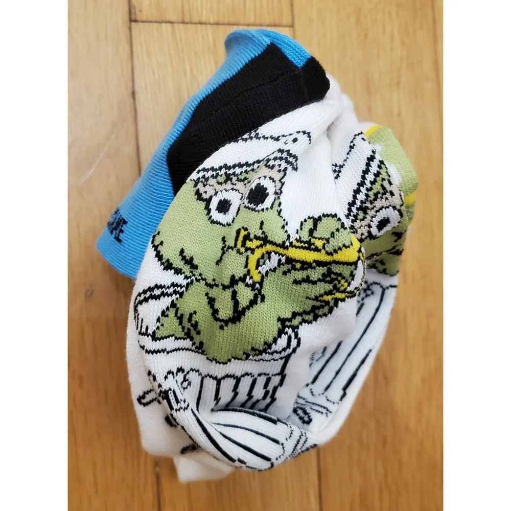 New Men's Cookie Monster &‎ Oscar The Grouch Playing Trumpet Crew Socks 2 Pairs